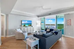 Picture of 295 Grande Way 606, Naples, FL 34110