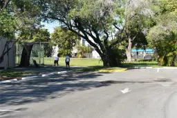 Picture of 10120 Sunrise Lakes Blvd 405, Sunrise, FL 33322