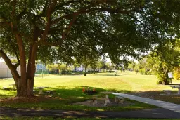 Picture of 10120 Sunrise Lakes Blvd 405, Sunrise, FL 33322