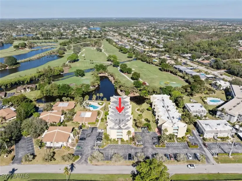 Picture of 955 Palm View Dr B-307, Naples FL 34110