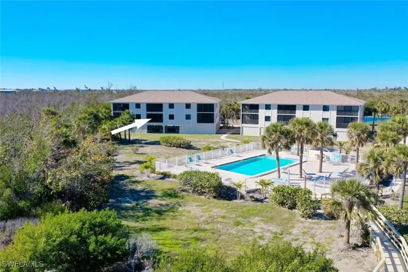 Picture of 1919 Olde Middle Gulf Dr 502, Sanibel FL 33957