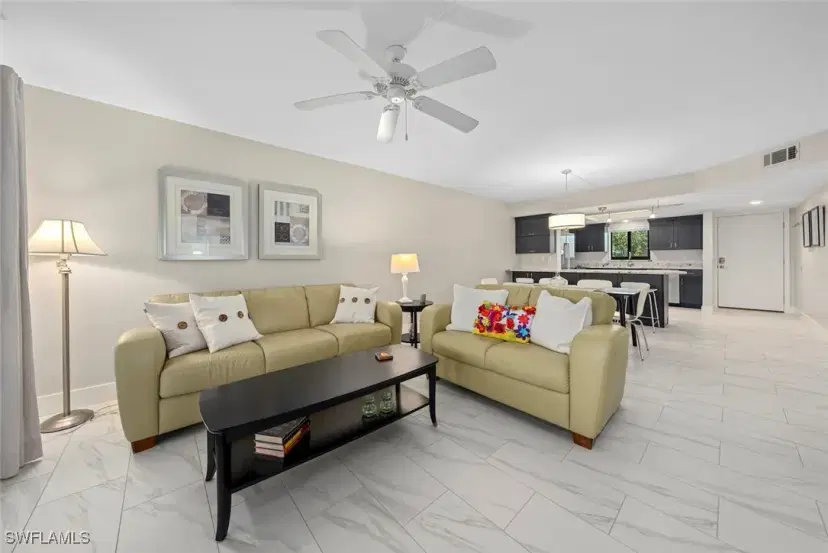 Picture of 1919 Olde Middle Gulf Dr 502, Sanibel FL 33957