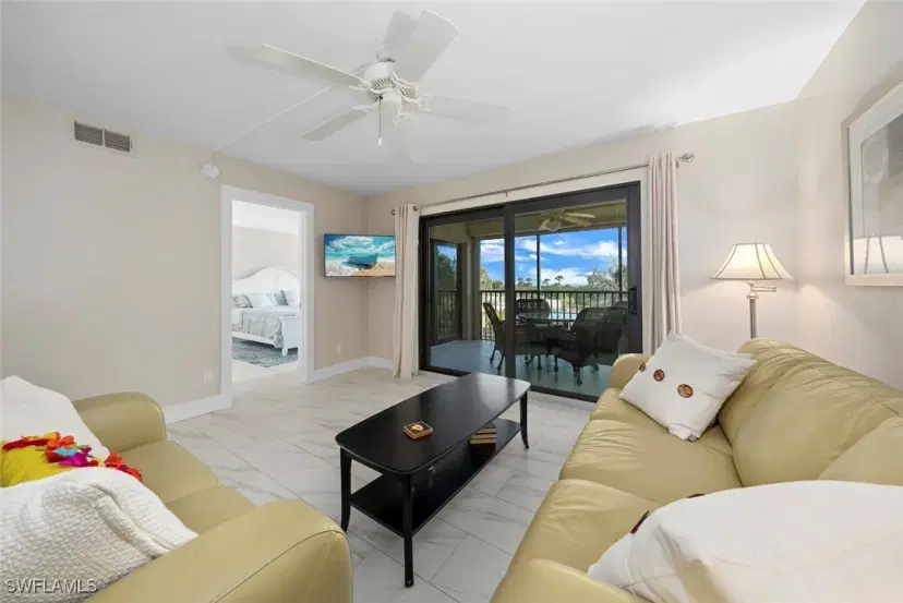 Picture of 1919 Olde Middle Gulf Dr 502, Sanibel FL 33957
