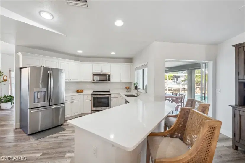 Picture of 2823 NW 42Nd Pl, Cape Coral FL 33993