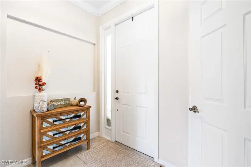 Picture of 7591 Bristol Cir, Naples FL 34120