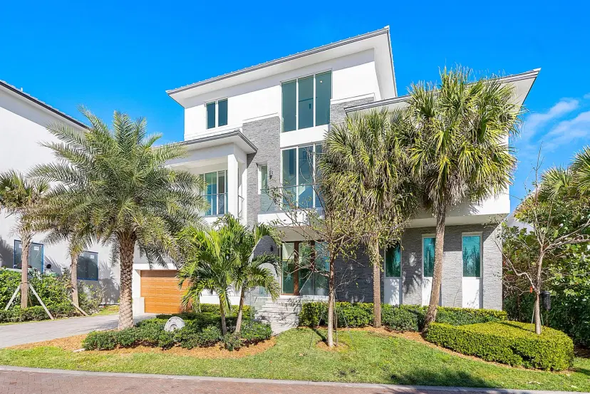 Picture of 4422 N Highway A1A, Hutchinson Island FL 34949