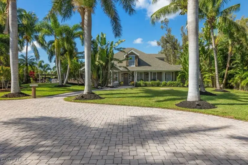 Picture of 15840 S Pebble Ln, Fort Myers FL 33912