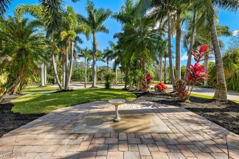 Picture of 15840 S Pebble Ln, Fort Myers FL 33912