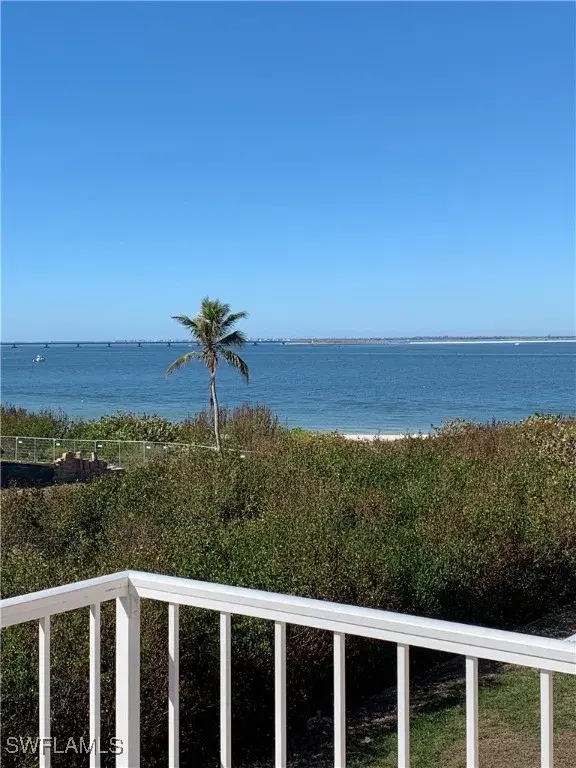 Picture of 200 Periwinkle Way 332, Sanibel FL 33957
