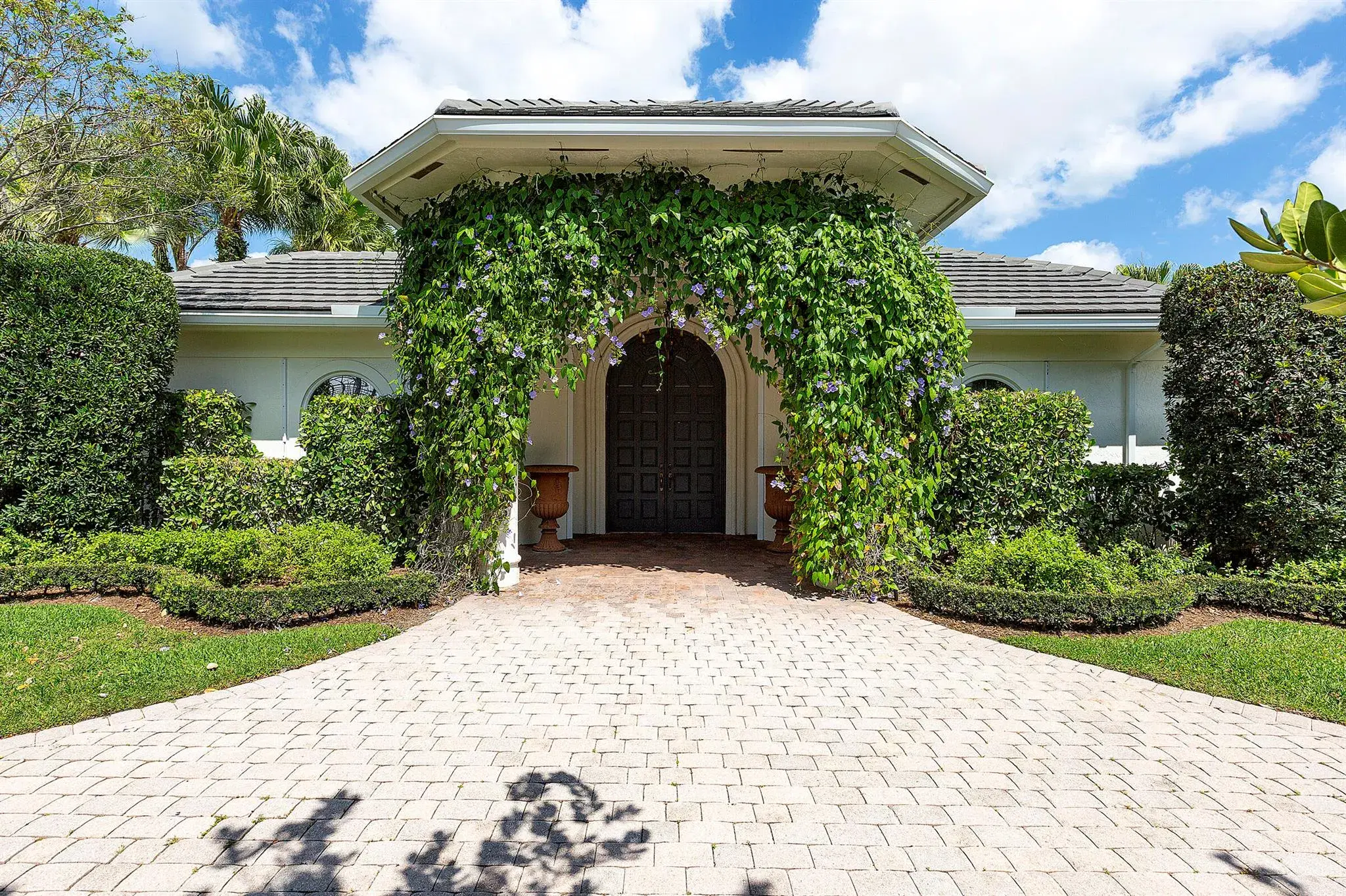 Picture of 11223 Isle Brook Court, Wellington, FL 33414