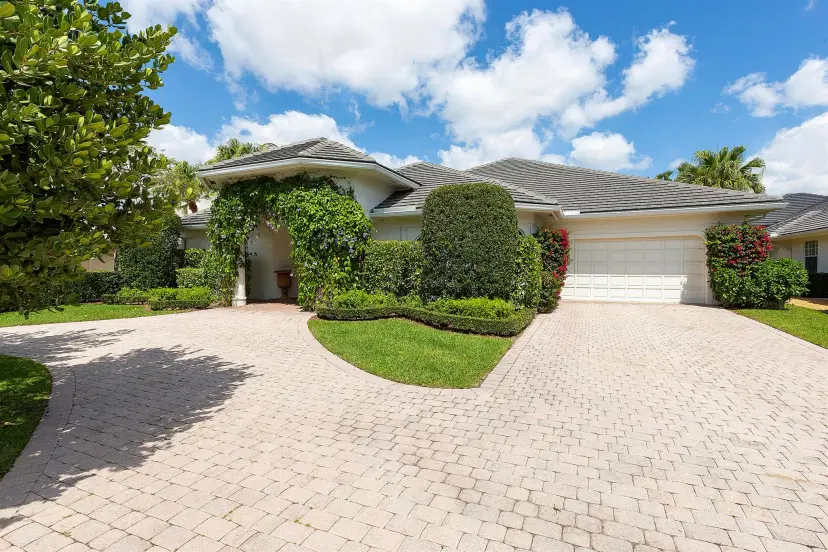 Picture of 11223 Isle Brook Court, Wellington FL 33414