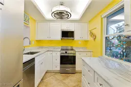 Picture of 1580 Pine Valley Dr 111, Fort Myers, FL 33907