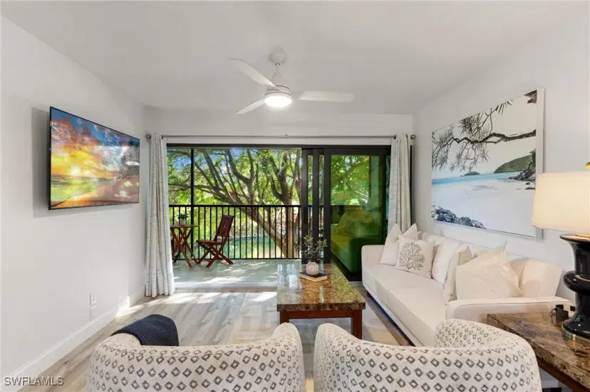 Picture of 600 Neapolitan Way 257, Naples FL 34103