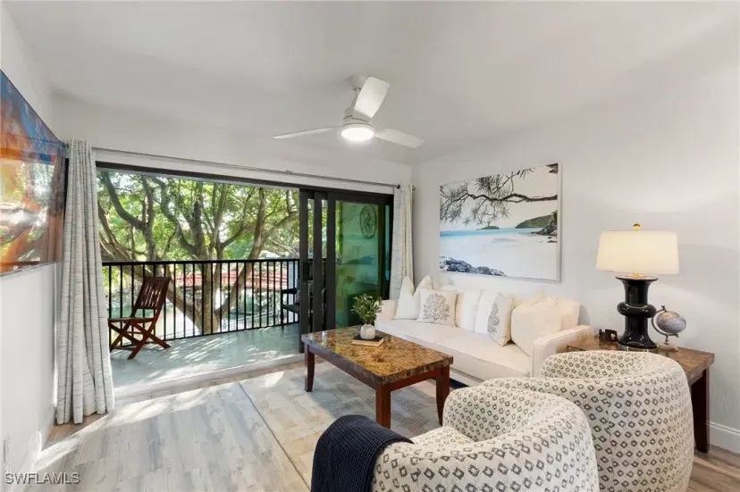 Picture of 600 Neapolitan Way 257, Naples FL 34103