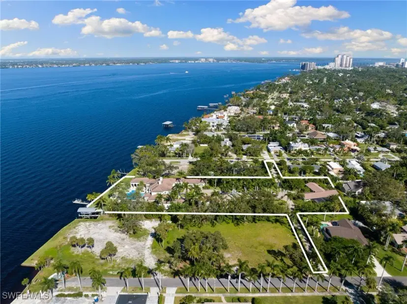 Picture of 1240 Coconut Dr, Fort Myers FL 33901