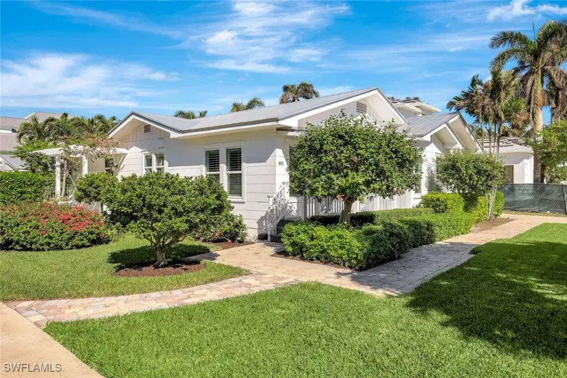 Picture of 481 8Th Ave S, Naples FL 34102