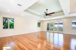 Picture of 315 6Th St N, Naples, FL 34102