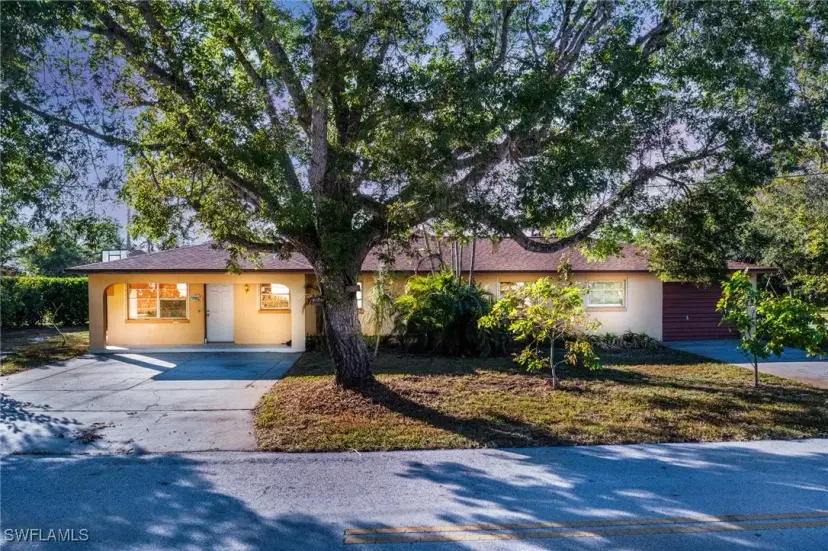 Picture of 2975 14Th St N, Naples FL 34103