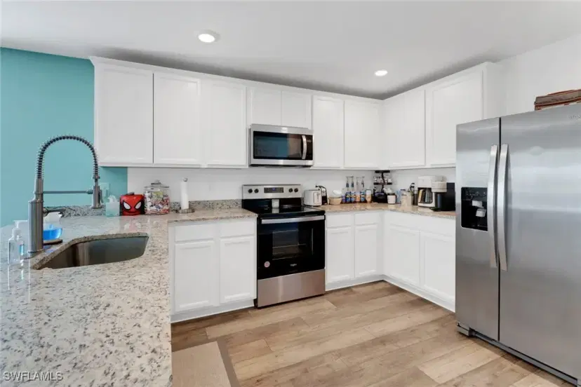 Picture of 815 Unger Ave, Fort Myers FL 33913