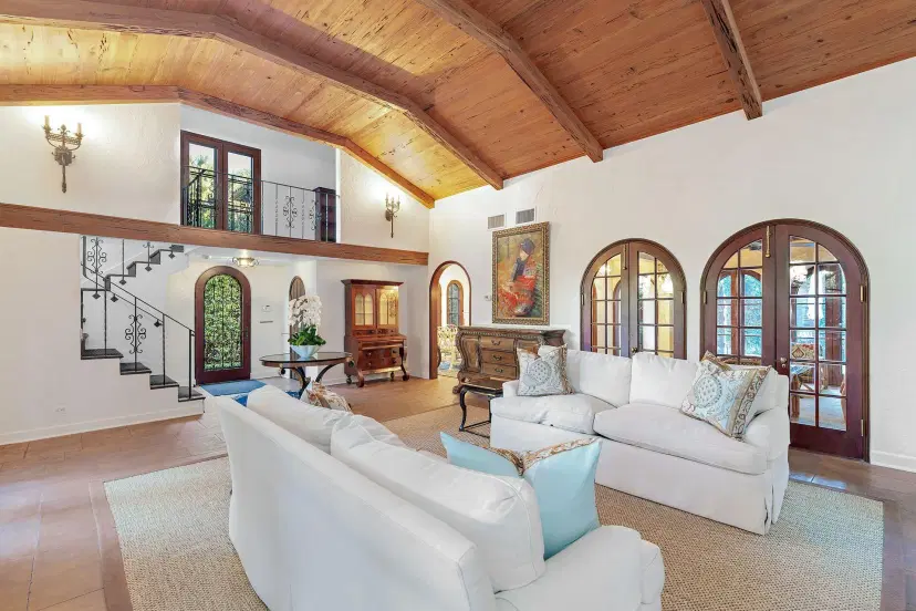 Picture of 424 Brazilian Avenue, Palm Beach FL 33480