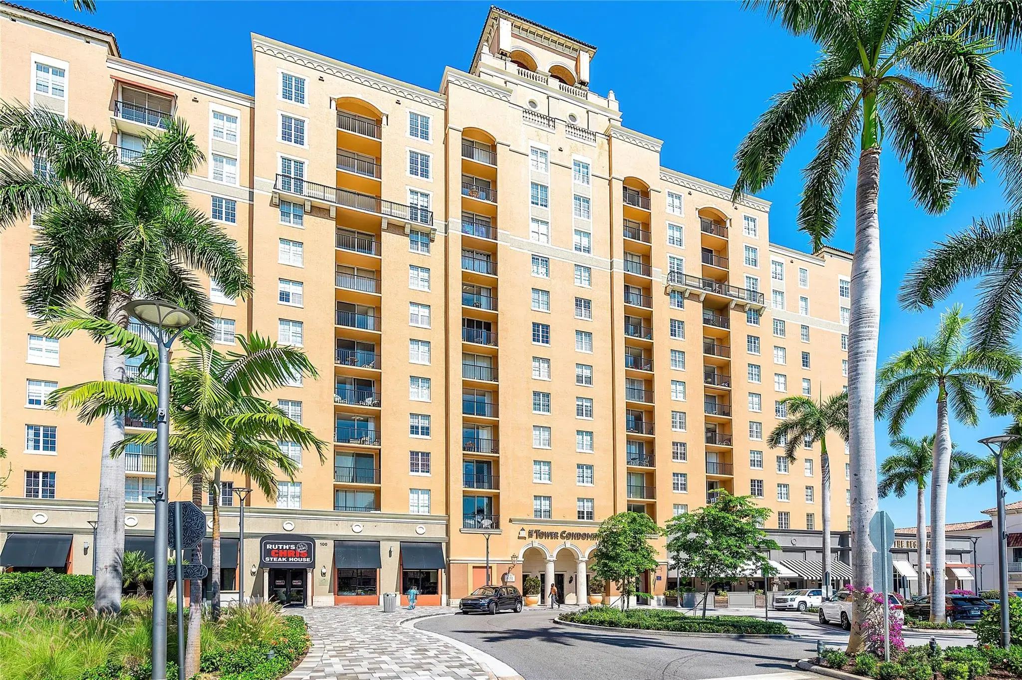 Picture of 651 Okeechobee 805, West Palm Beach, FL 33401