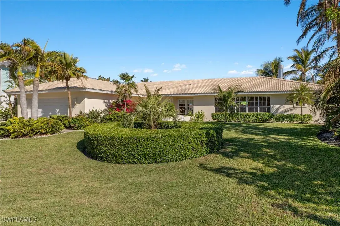Picture of 946 Whelk Dr, Sanibel, FL 33957