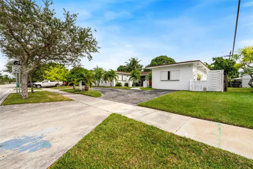 Picture of 9110 Caribbean, Cutler Bay FL 33157