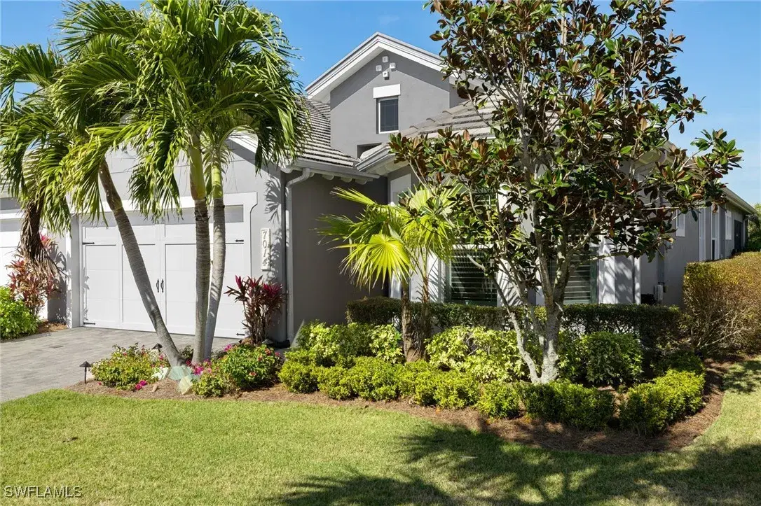 Picture of 7014 Dominica Dr, Naples, FL 34113