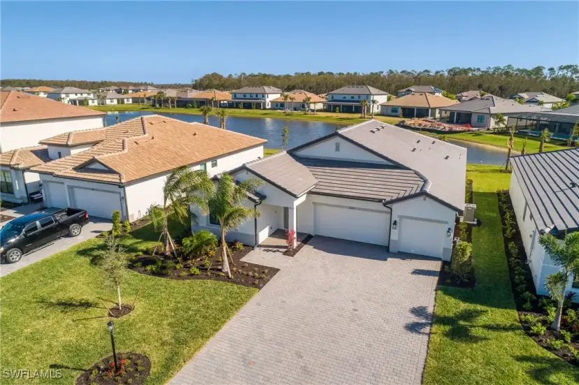 Picture of 21079 Hallandale Dr, Estero FL 33928