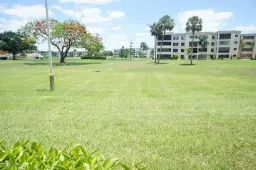 Picture of 7406 Lake Breeze Dr 115, Fort Myers, FL 33907