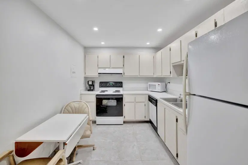 Picture of 525 N Ocean Blvd 522, Pompano Beach FL 33062