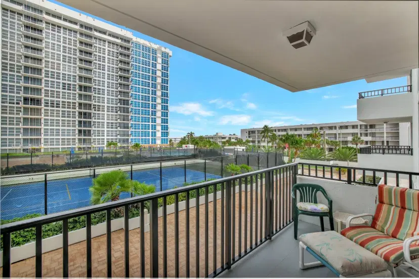 Picture of 525 N Ocean Blvd 522, Pompano Beach FL 33062