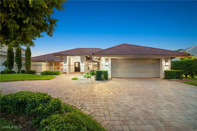 Picture of 547 Devils Ln, Naples FL 34103