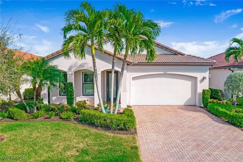 Picture of 1382 Petone Ct, Naples FL 34113