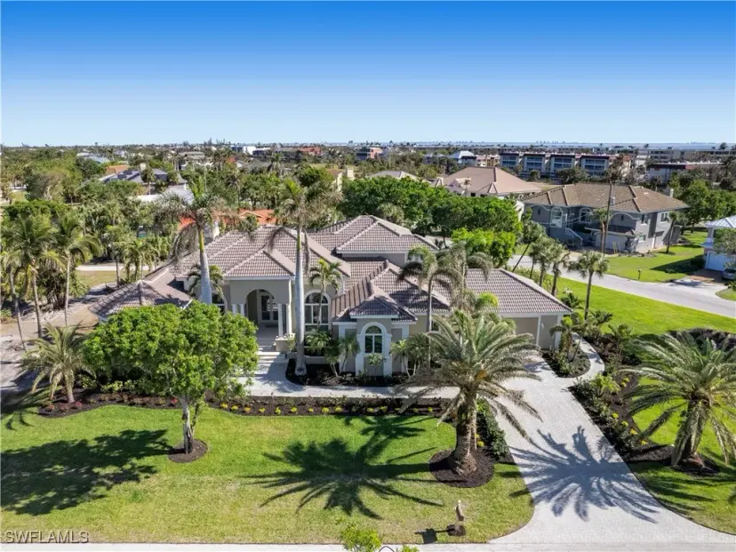 Picture of 1266-68 Par View Dr, Sanibel FL 33957