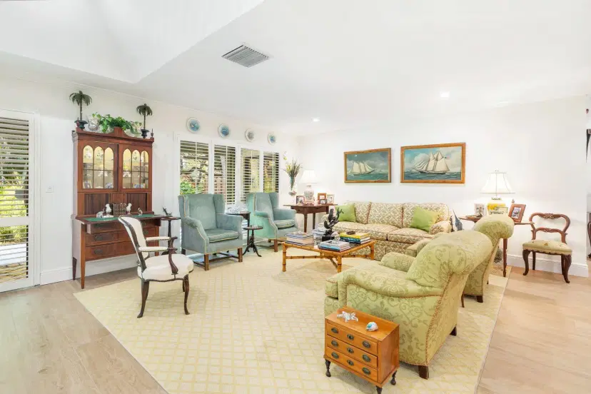 Picture of 11282 Glen Oaks Court 31-C, North Palm Beach FL 33408