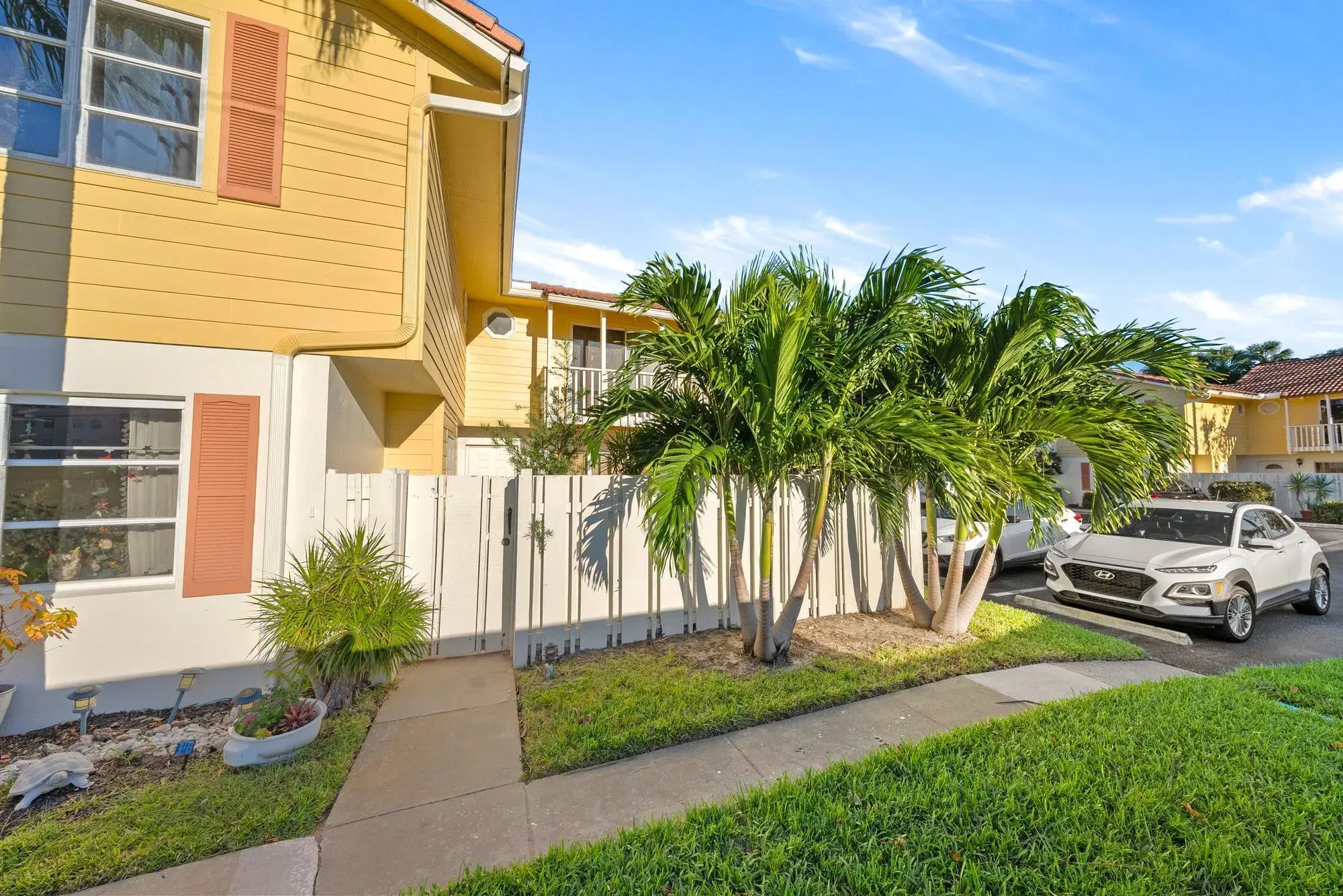 Picture of 169 Seabreeze Circle, Jupiter, FL 33477