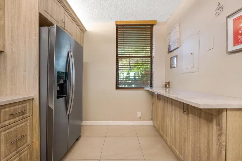 Picture of 2907 Carambola Cir S 203, Coconut Creek FL 33066