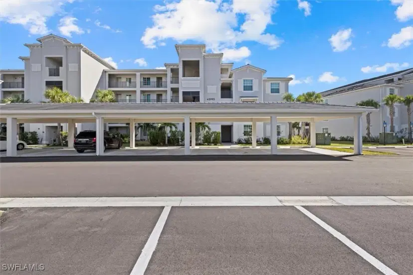 Picture of 43993 Boardwalk Loop 1918, Punta Gorda FL 33982