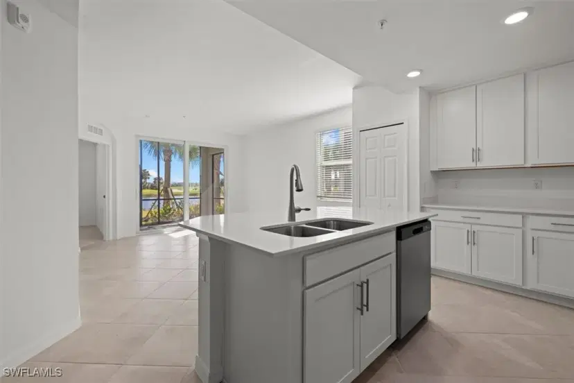 Picture of 43993 Boardwalk Loop 1918, Punta Gorda FL 33982