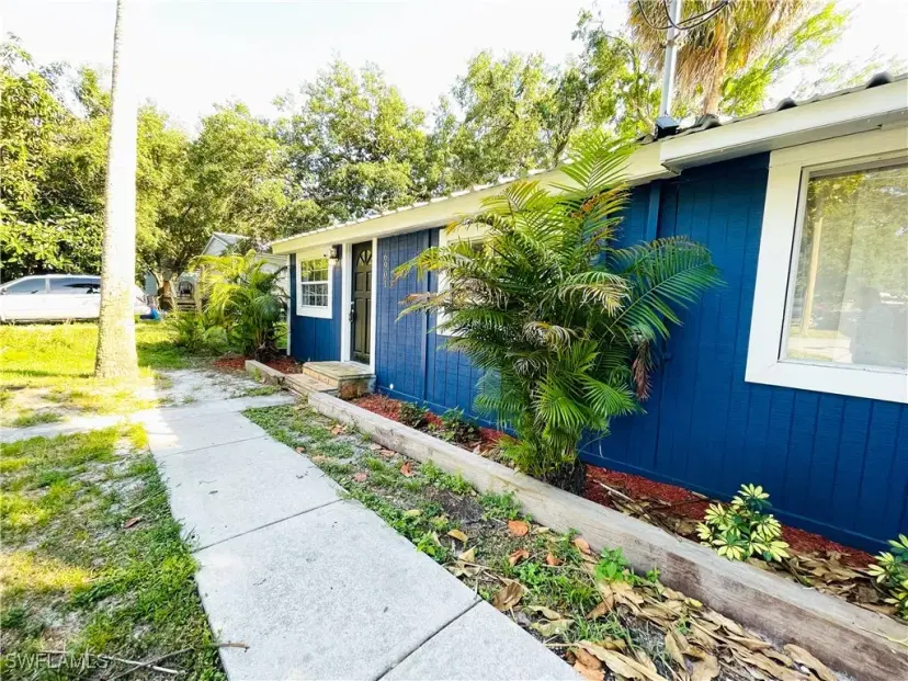 Picture of 6901 Michigan Ave, Gibsonton FL 33534