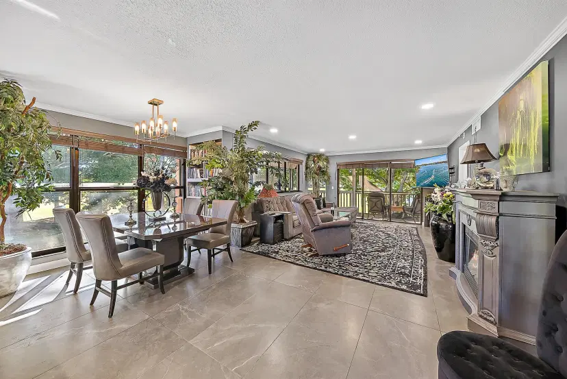 Picture of 422 Brackenwood Lane S, Palm Beach Gardens FL 33418