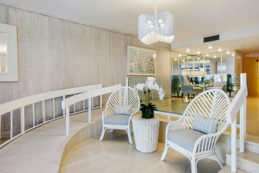 Picture of 330 S Ocean Boulevard E1, Palm Beach FL 33480