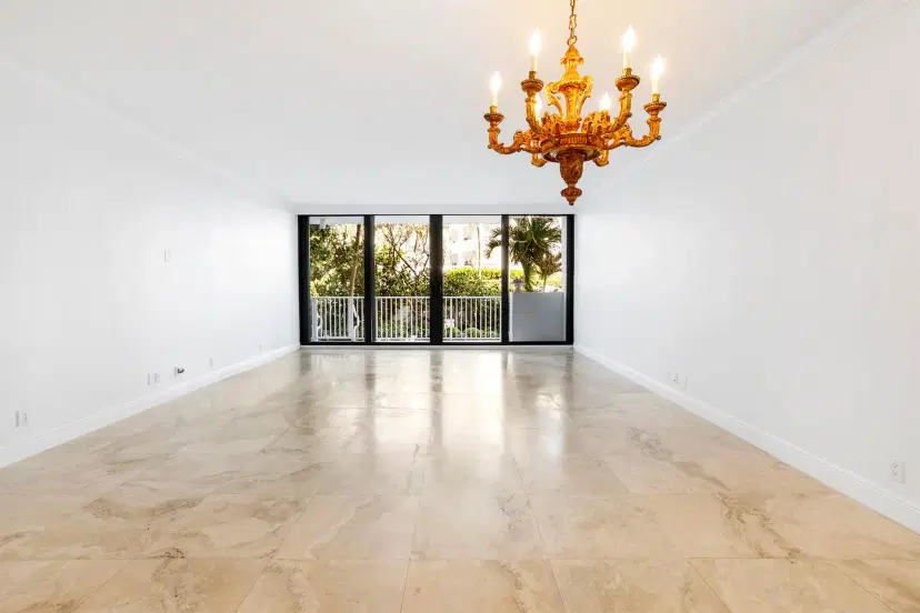 Picture of 330 S Ocean Boulevard E1, Palm Beach FL 33480