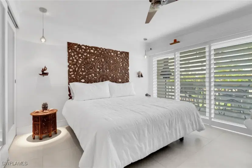 Picture of 1215 Edington Pl E5, Marco Island FL 34145