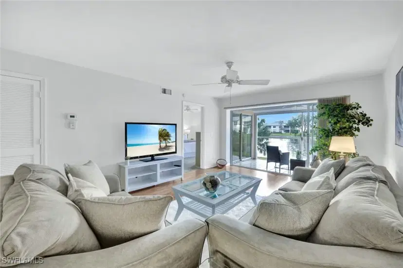 Picture of 774 Wiggins Lake Dr 101, Naples FL 34110