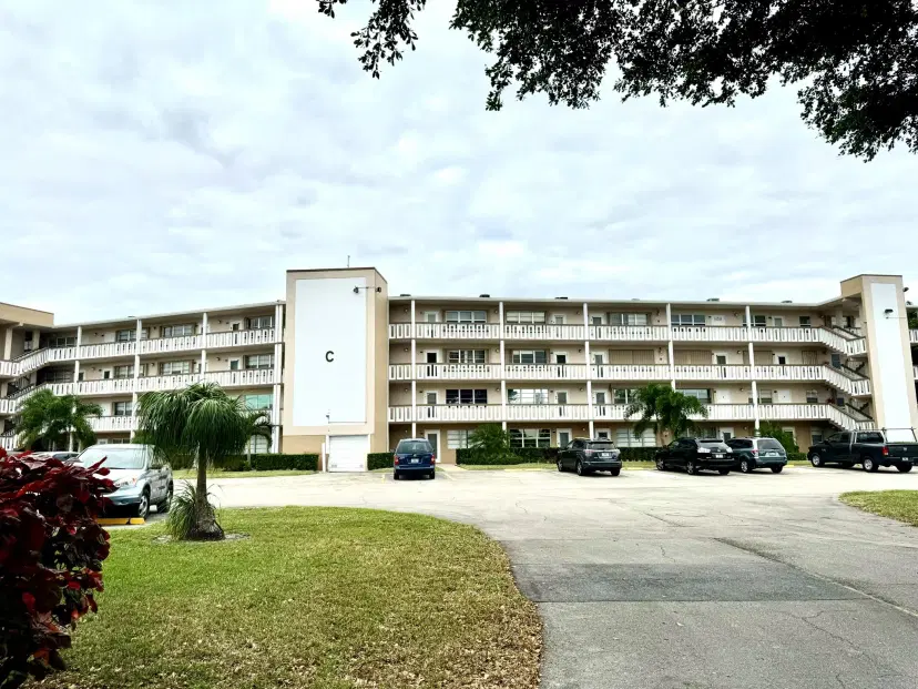 Picture of 356 S Southampton C, West Palm Beach FL 33417