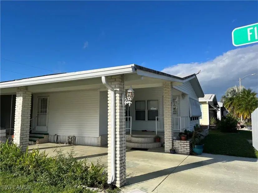 Picture of 9231 Caloosa Dr, North Fort Myers FL 33903