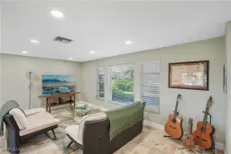 Picture of 5219 Seminole Ct, Cape Coral, FL 33904