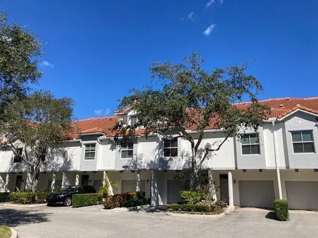 Picture of 2058 Alta Meadows Lane 2511, Delray Beach FL 33444